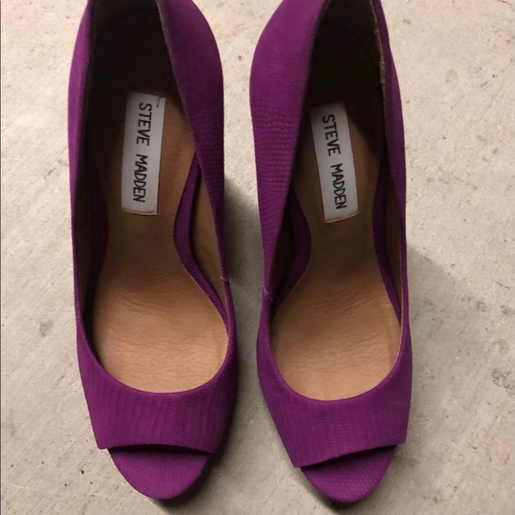Steve Madden Pumps - Picture 2 of 2